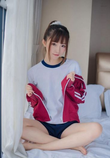 丝袜中出秘书连裤袜_超清在线观看完整版