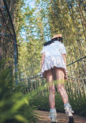 一个人在线免费视频_超清免费播放